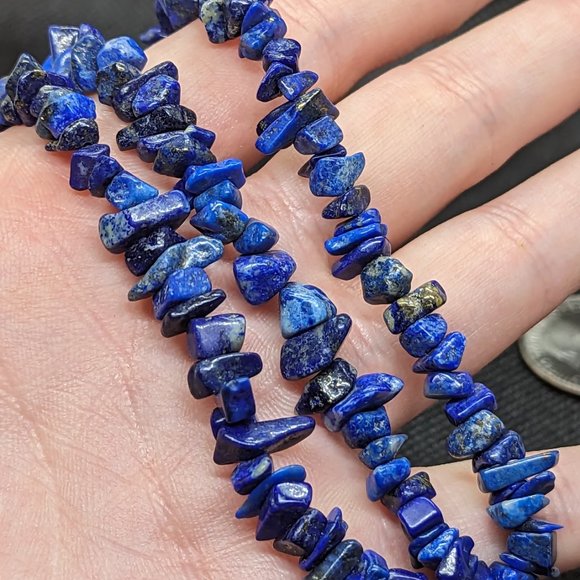Lapis Lazuli chip bracelet - 3 strands with closure - Picture 3 of 4